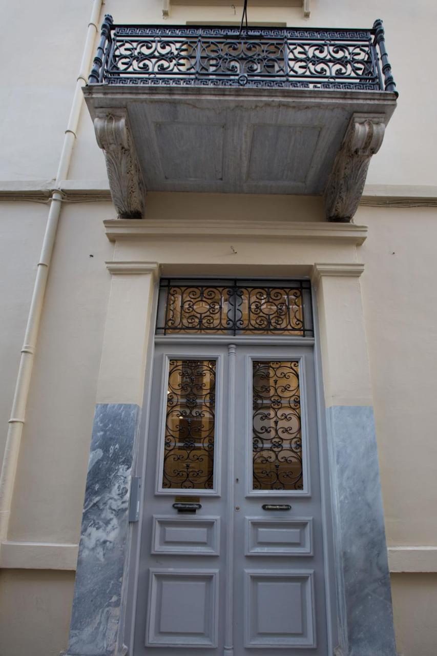Sophisticated Apartment In Syntagma By Ghh Athens Exterior photo